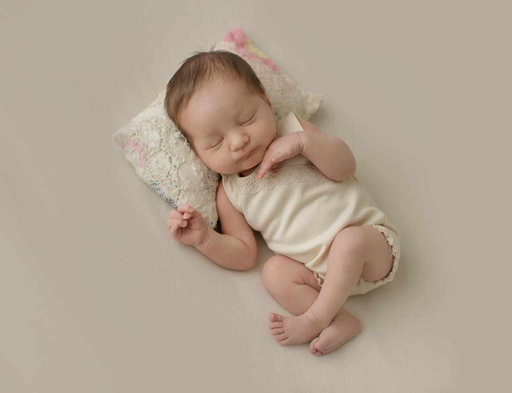 Newborn Photography | Behind the Scenes Video | Inspirations Photography