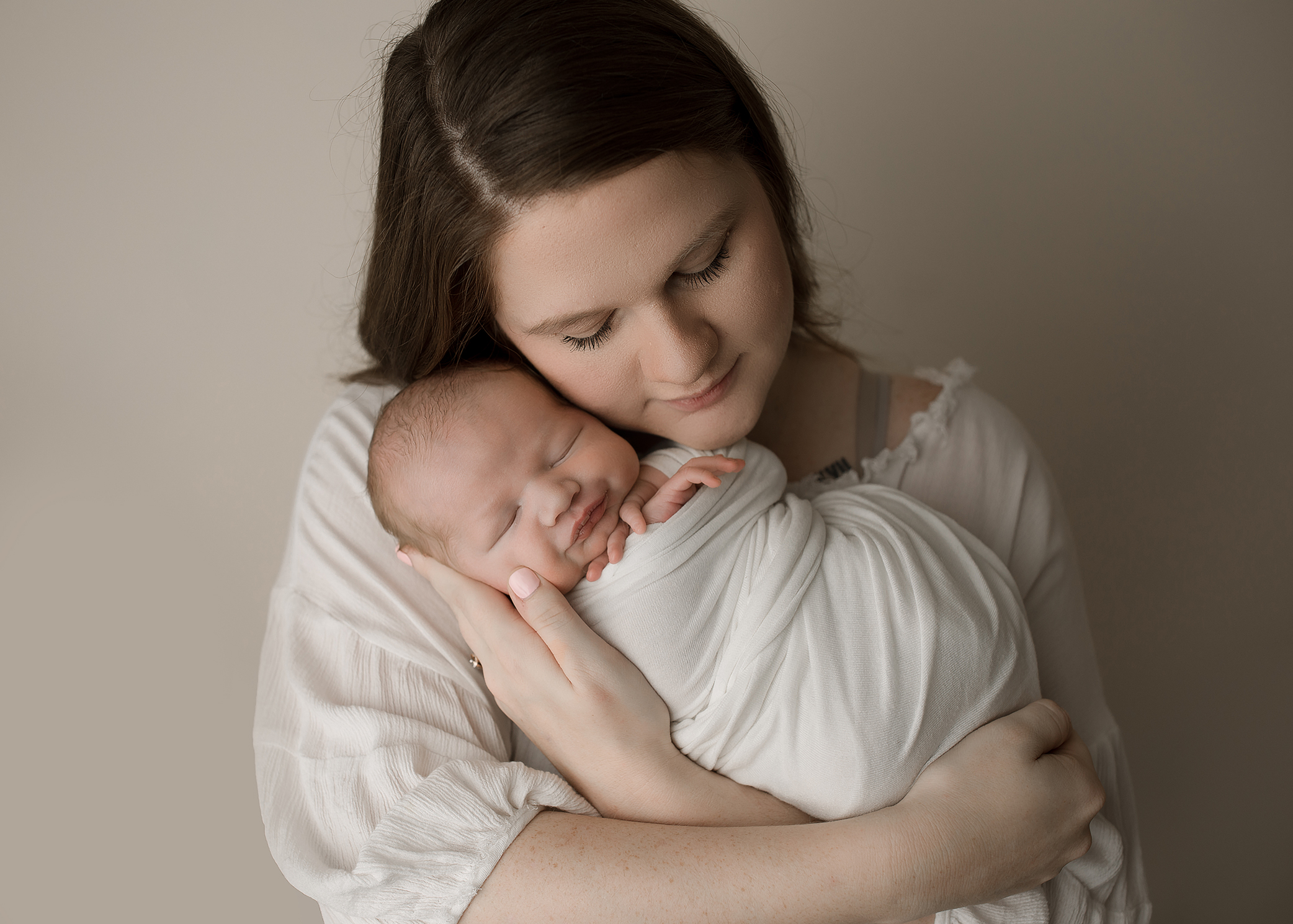 When is the Perfect Time for a Newborn Photoshoot?