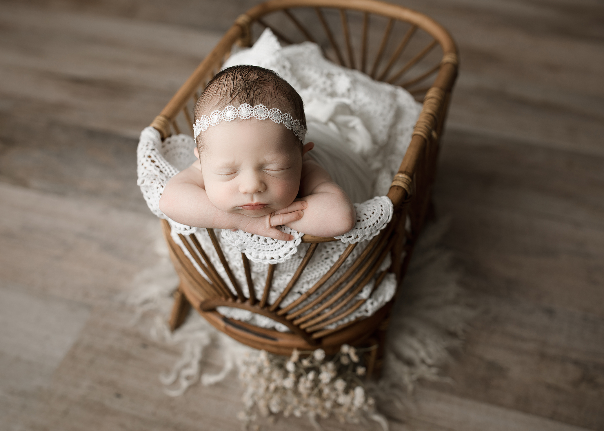 Adorable Peaches and Cream Newborn Session | Wilmington Newborn Photography
